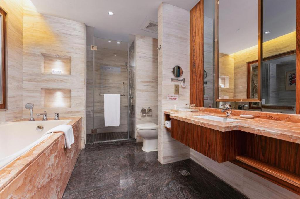 Ramada Plaza Huizhou East Hotel Exterior foto