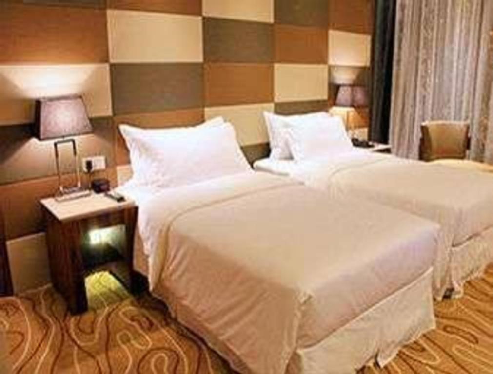 Ramada Plaza Huizhou East Hotel Exterior foto